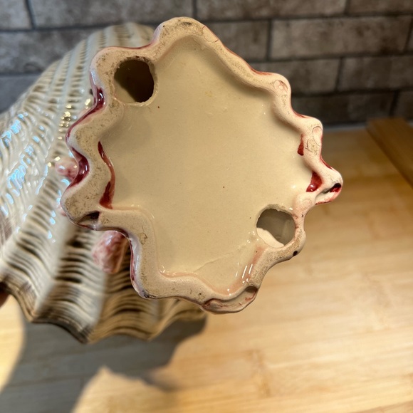 Vintage Ceramic Shell Bowl with Pedestal of Coral 8”x 7.5” Beach Decor - Picture 8 of 11